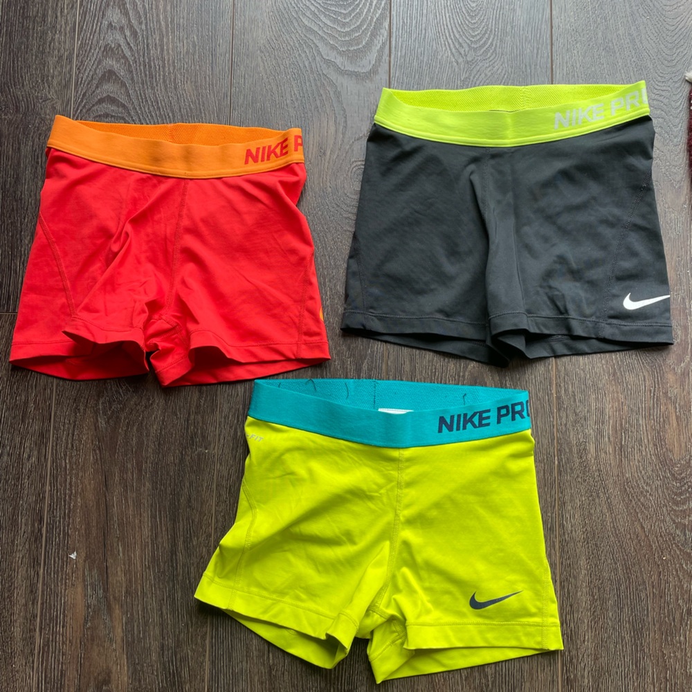 3 pack Nike Workout shorts